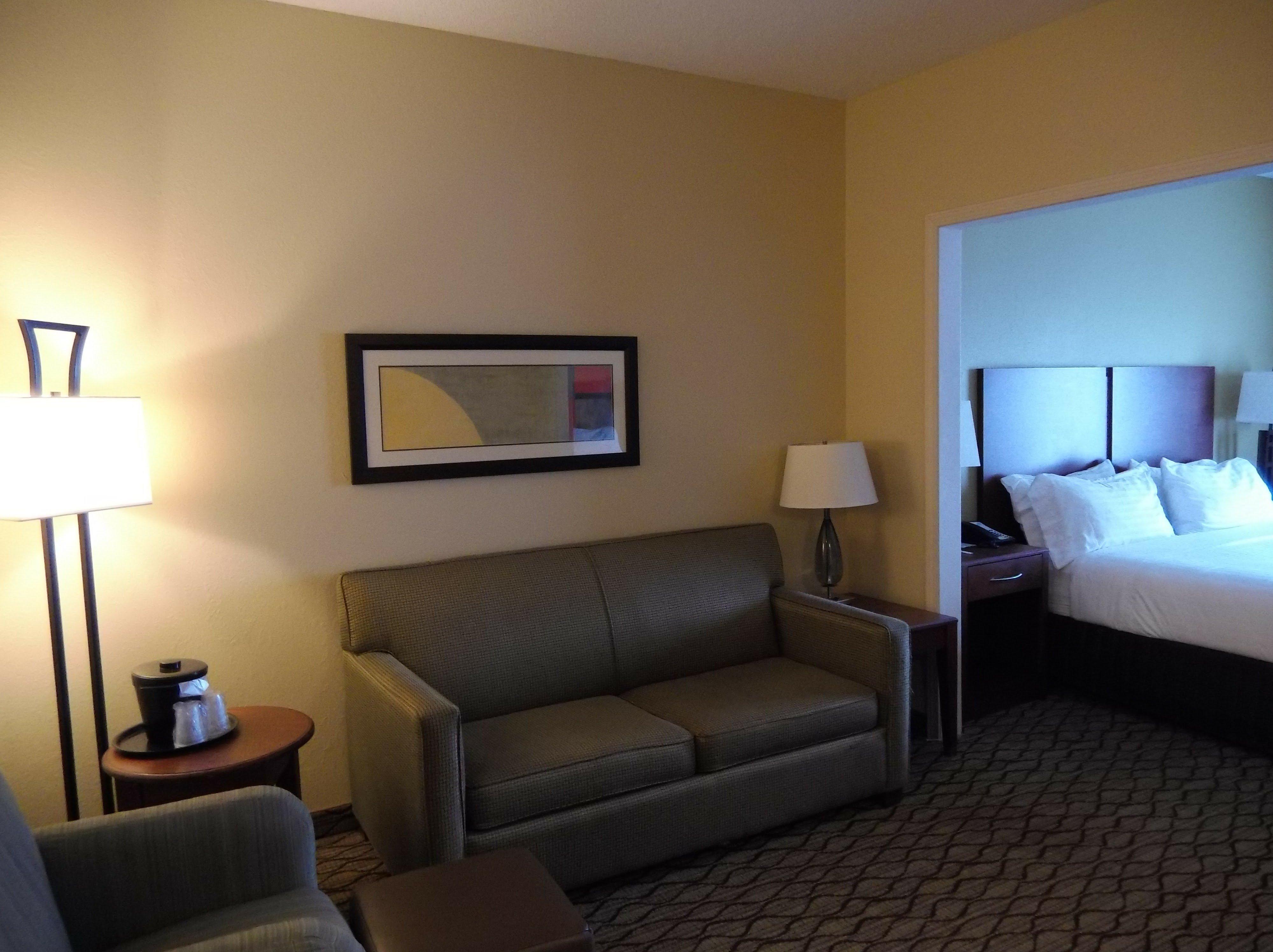Holiday Inn Express Hotel & Suites Lancaster Esterno foto